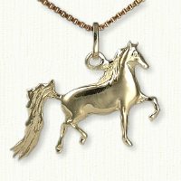 14KY Running Horse Charm