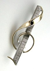 Custom G Clef Pin with Keyboard in 14KT